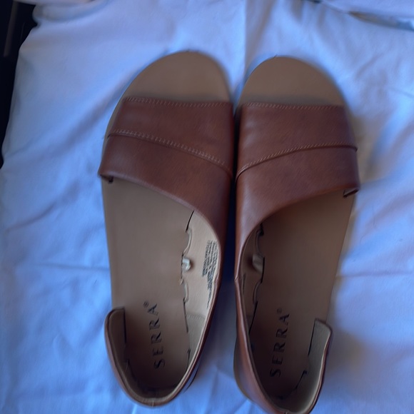 SERRA Camel brown open toe sandals Size 9. - Picture 2 of 6
